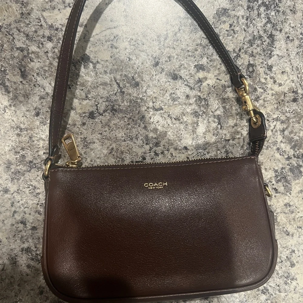 SOLD Coach Dark Brown Leather Shoulder Bag - Picture 1 of 5